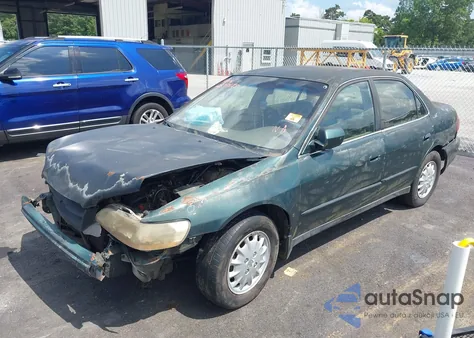 2000 Honda Accord 2.3 Lx z USA, uszkodzony, nr VIN 1HGCG5647YA125939